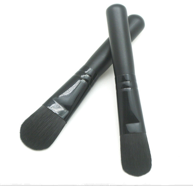 Black wooden taklon brushes for makeup face mask makeup brushes