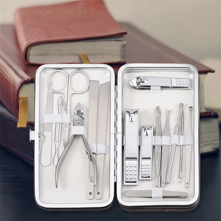 Fantastic Quality Silver Color Manicure Set 15-piece Tools Pink Inside Lined Personal Nail Clipper Scissors Kit With Custom Logo