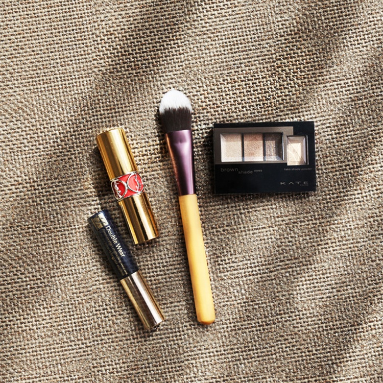 High Quality Wood Handle Make Up Brush Professional Liquid Flat Foundation Brush