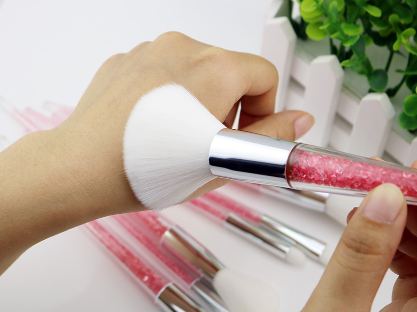 2018 New 7PCS Powder Blusher Rhinestone Diamond Glitter Makeup Brush