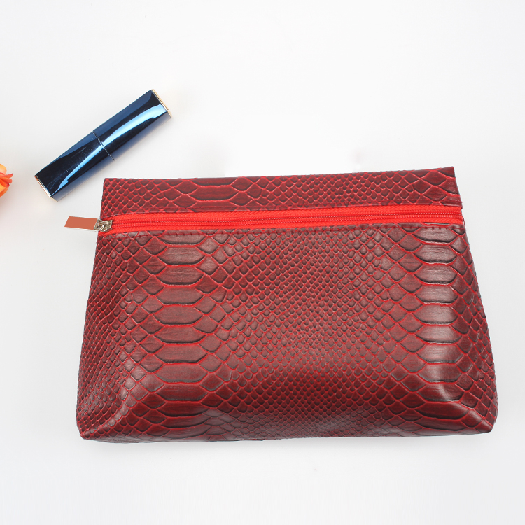 Red Wine Fake Crocodile PU Beauty Pouch Ladies Zipper Cosmetic Beauty Bag