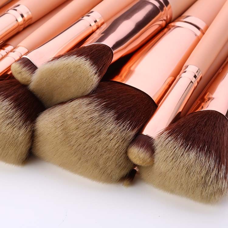 Custom Brand 15Pcs Rose Gold Makeup Brush Set With Cosmetic Bag