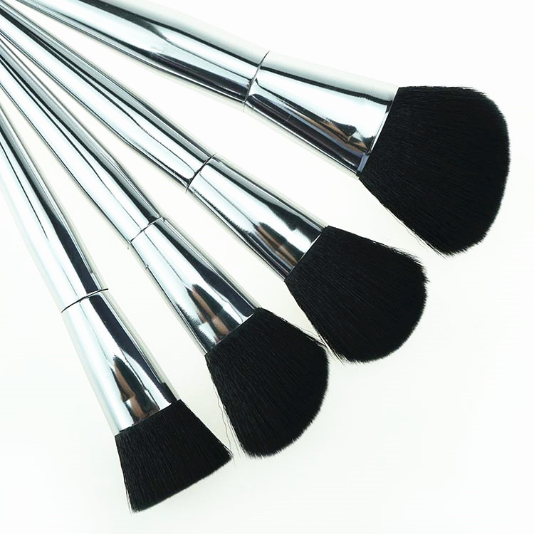 Pretty New Design Silver Shiny Good Quality Metallic Makeup Brush Set OEM