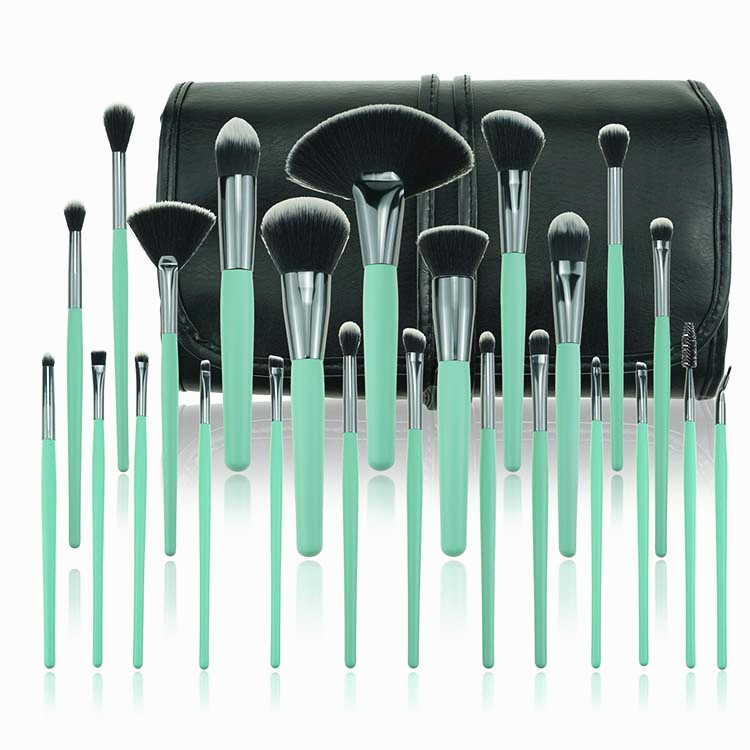 Private label 24pcs wood makeup brush set wholesale