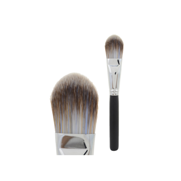 Wood handle single facial mask brush with synthetic hair