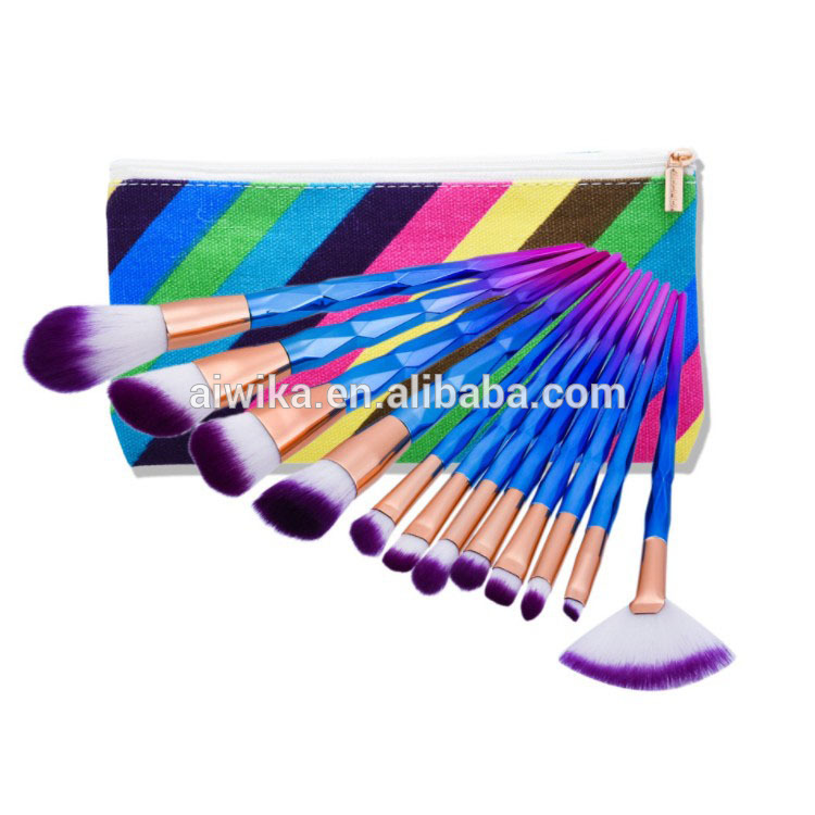 2019 High Quality 12pcs Makeup Brushes Set Soft Synthetic Brushes Set with OEM/Custom Logo/Private Label