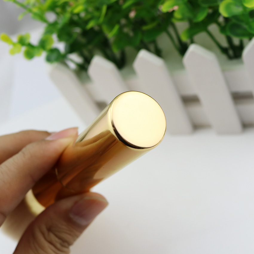 Personalized Oval Gold Metal Handle Soft Makeup Powder Foundation Brush