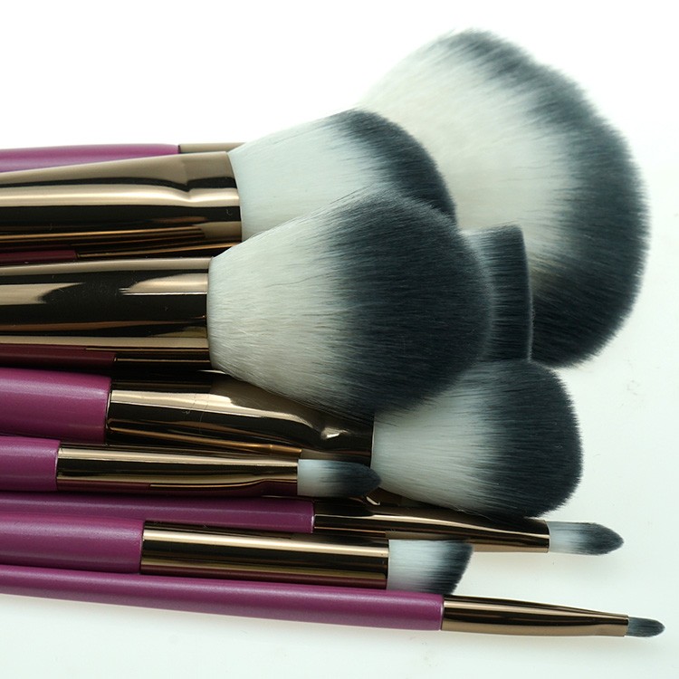 2019 best quality tapered handle OEM makeup brushes set
