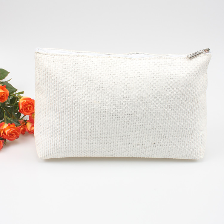Portable Makeup Organizer Bag Cosmetic Purse Storage Organizer Bag Straw Clutch Bag