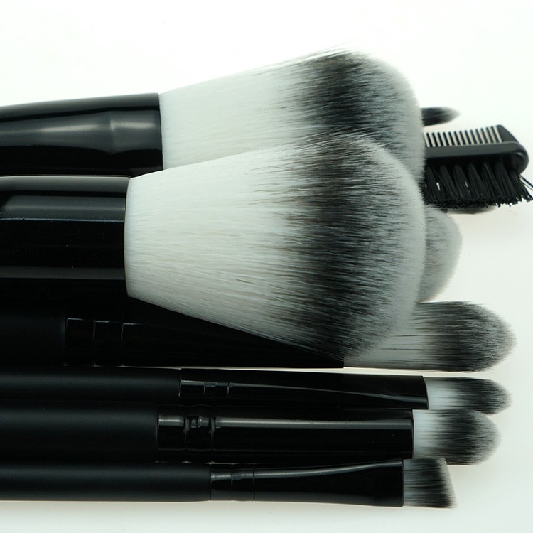 Custom Logo Black Synthetic Hair Aluminum Ferrule Make Up Brushes With PVC Bag
