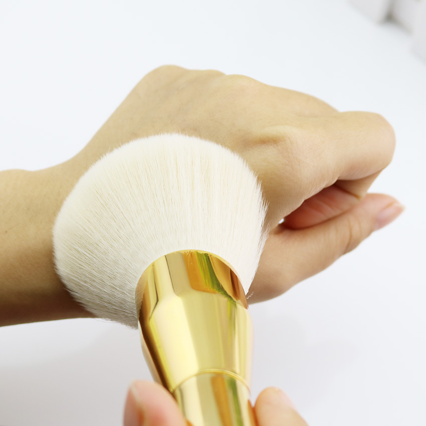 Personalized Oval Gold Metal Handle Soft Makeup Powder Foundation Brush