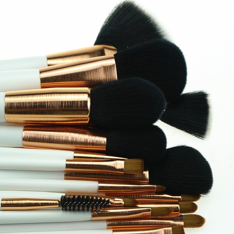 2019 professional new wire drawing maquillage cosmetics brushes make up