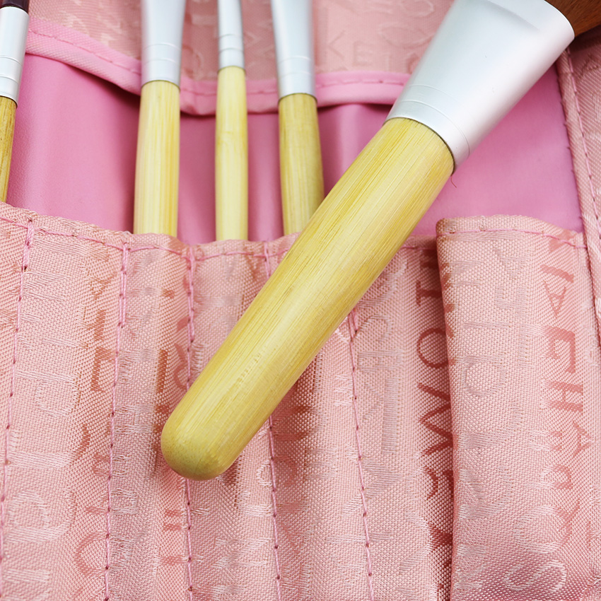 Custom 5pcs bamboo handle makeup brushes with pink pouch