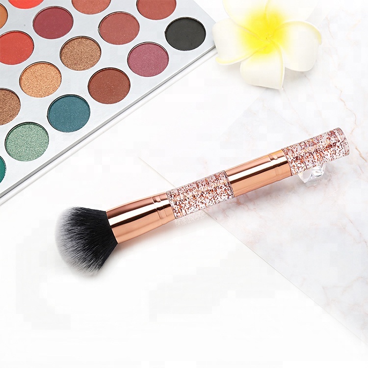 Trending Products 2018 New Arrival Maquillaje Profesional Blush Brush Glitter Vegan Blush Brush For Makeup