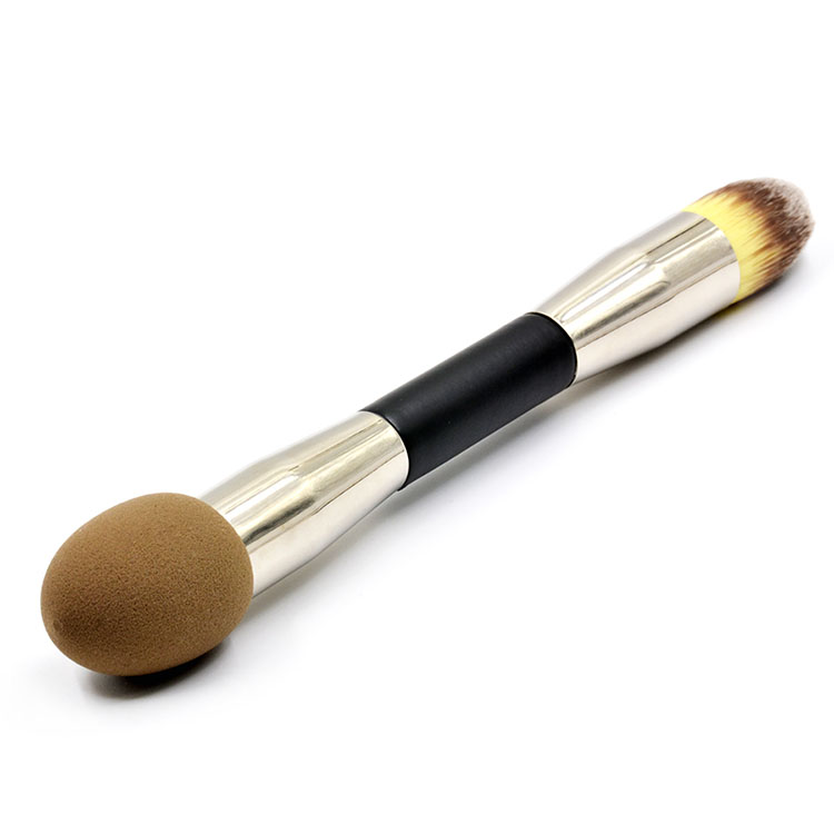 Hot Sale Cosmetic Foundation Brush Double Ended Makeup Brush with Sponge