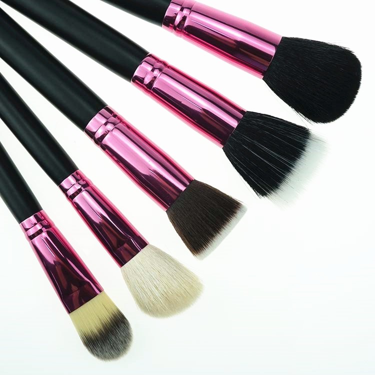 15 Pcs  Professional Kabuki Eye Blending Makeup Brush Set With Metallic Bag