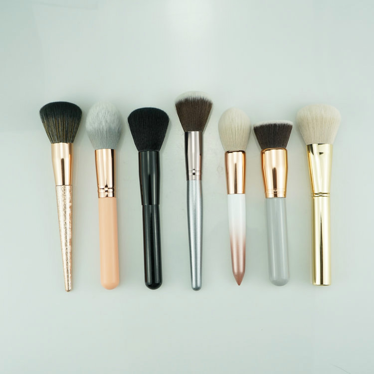 High Quality Makeup Powder Brush Cosmetic Blush Brush Kabuki Foundation Brush Custom Logo