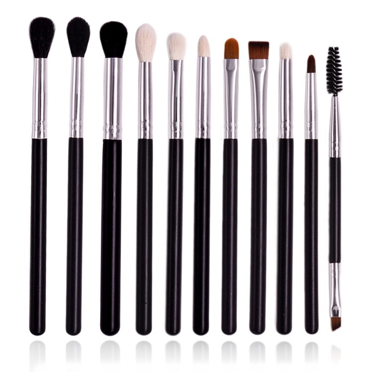 Customized Logo Vegan Cosmetic Brush Beautiful Tool Chrome Powder Brush