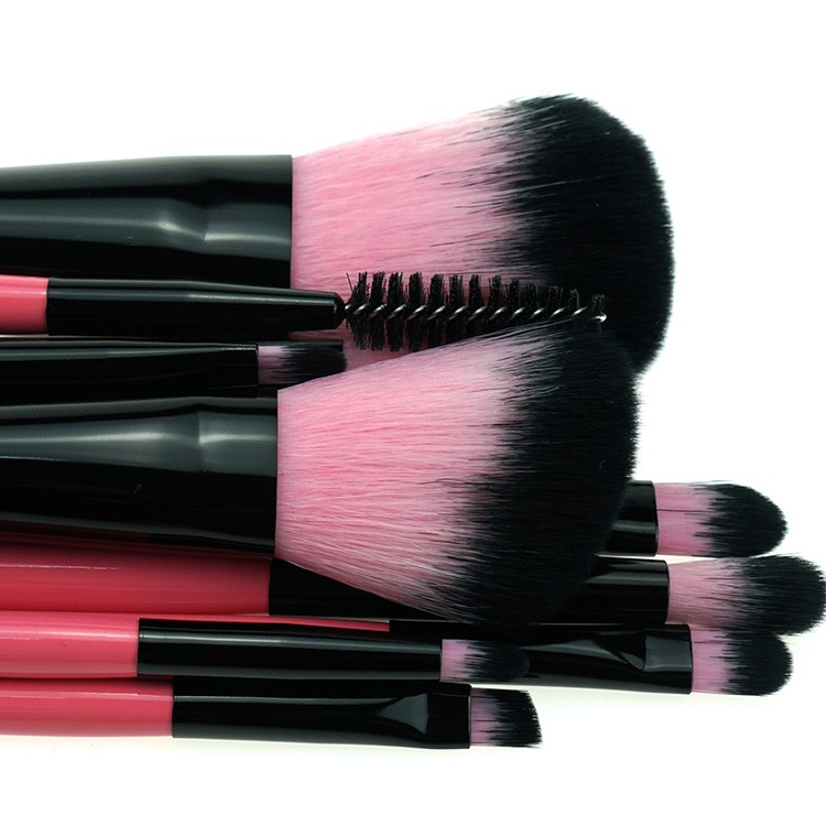 Wholesale two tone hair pink wooden handle makeup brush set with cosmetic bag