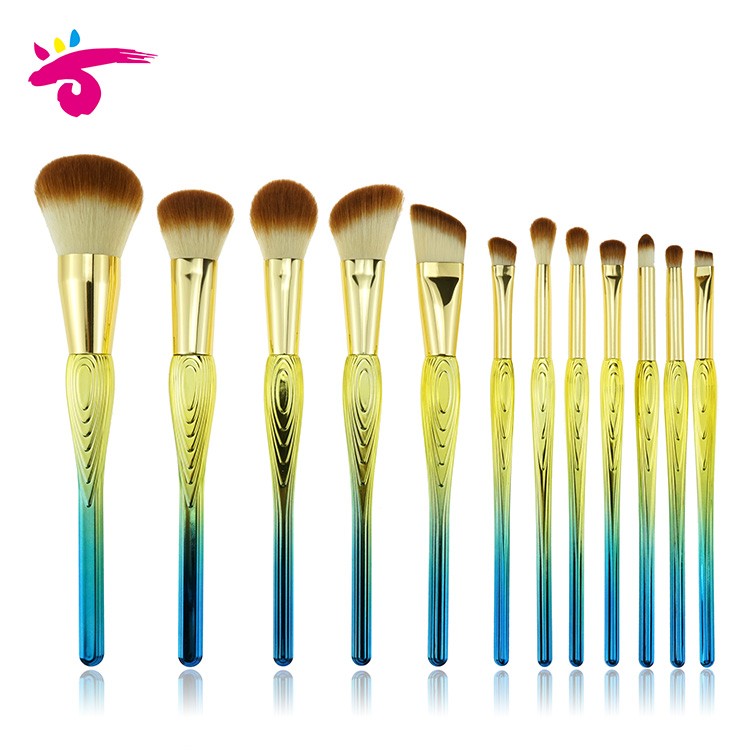 Personalized nylon hair electroplating plastic handle luxury cosmetic brush set