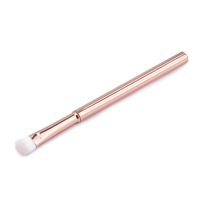 Single Custom Synthetic Metal Handle Blending Eyeshadow Brush