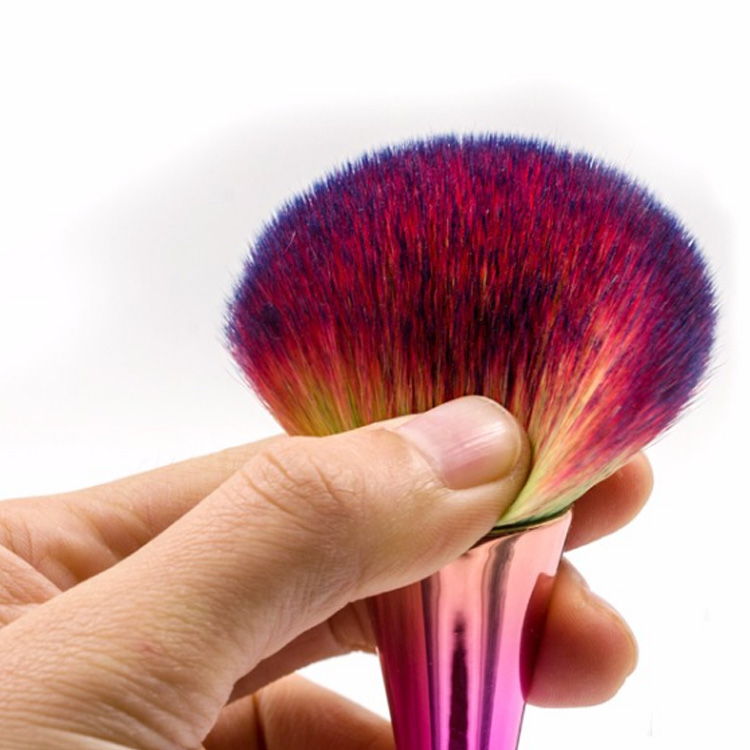 Electroplated Ombre Plastic Makeup Brushes Fire Shape Big Fluffy Powder Brushes