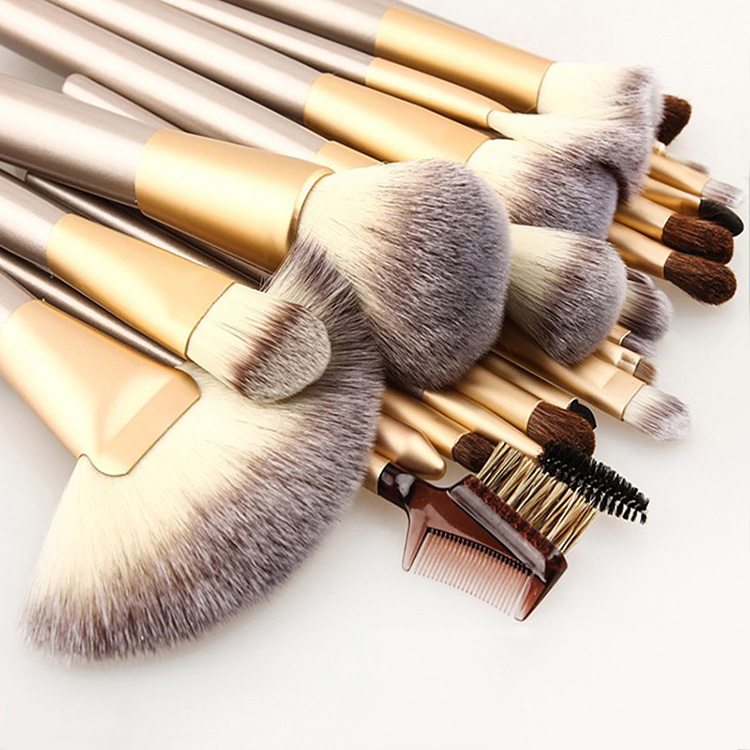 Custom Pro 24 Pcs Makeup Brush Set Foundation Powder Eyebrow Eyeshadow Blending Concealer Cosmetic Brushes with Case