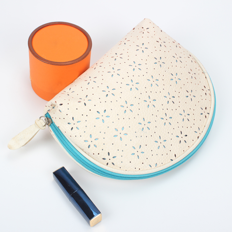 White Hollow Out Synthetic Leather Makeup Bag For Women PU Cosmetic Bag