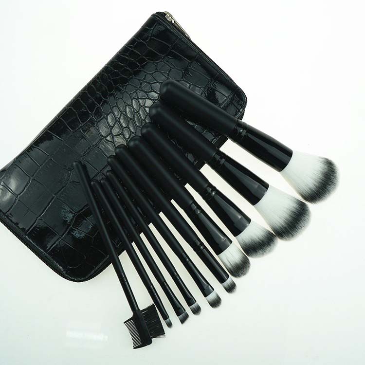 Custom Logo Black Synthetic Hair Aluminum Ferrule Make Up Brushes With PVC Bag