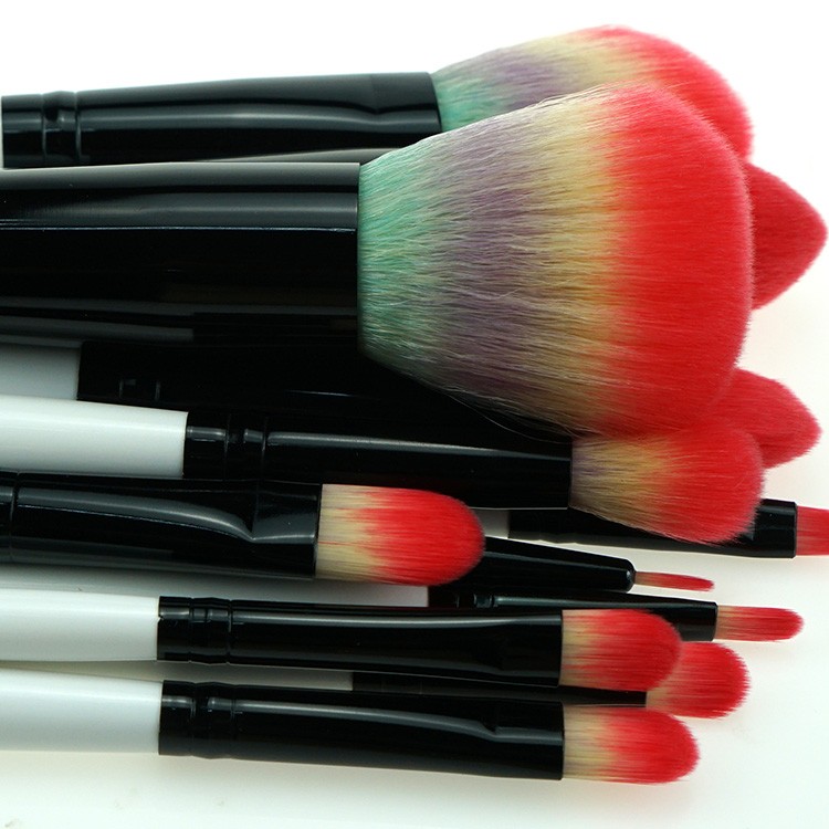 Factory wholesales private label white make up brushes makeup cosmetic brush set