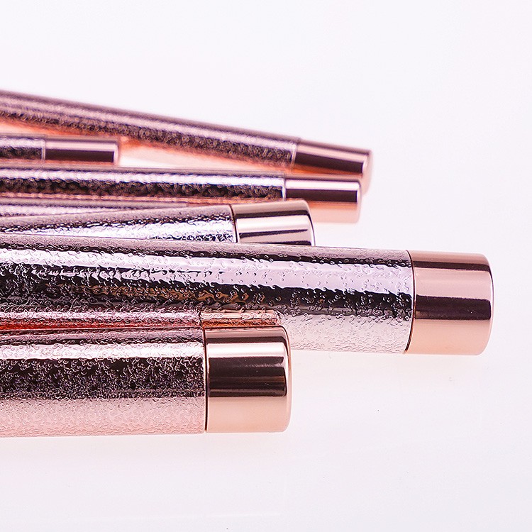 2019 best new design metal handle pink smudge make up brushes cosmetics set