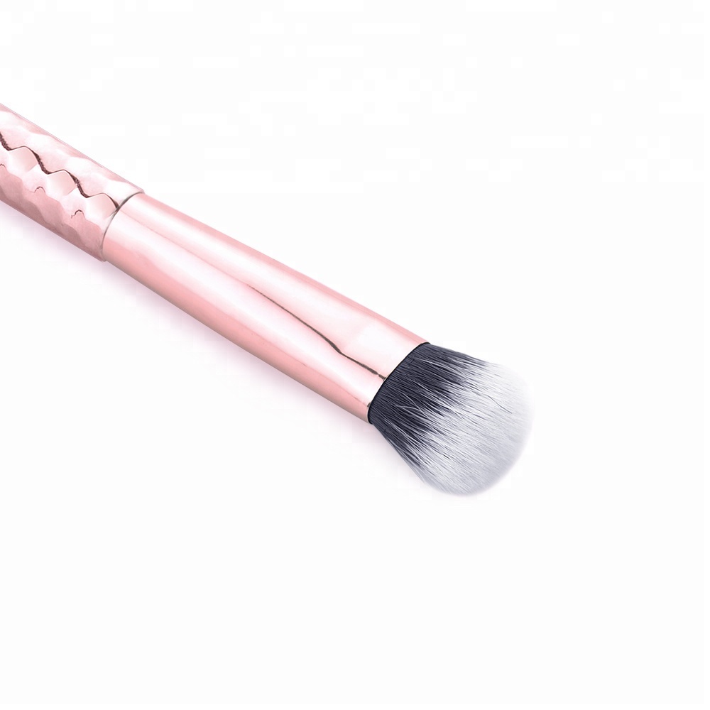 Rose Gold Eyeshadow Makeup Brush with Plastic Handle