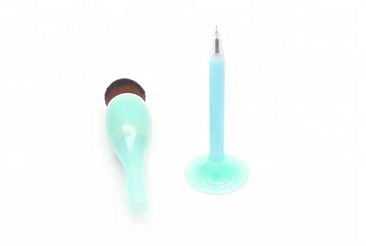 Custom Portable Detachable Plastic Handle Synthetic Wine Cup Like Mini Blush Brush