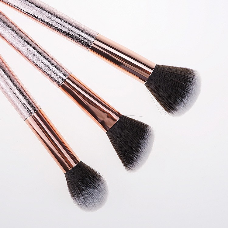2019 best new design metal handle pink smudge make up brushes cosmetics set