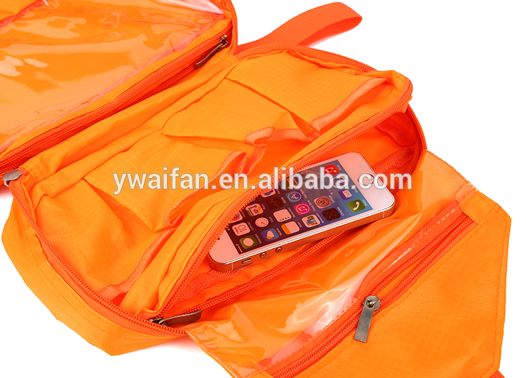 Handcrafted Nylon Portable Travel Organizer Men Hanging Travel Toiletry Bag