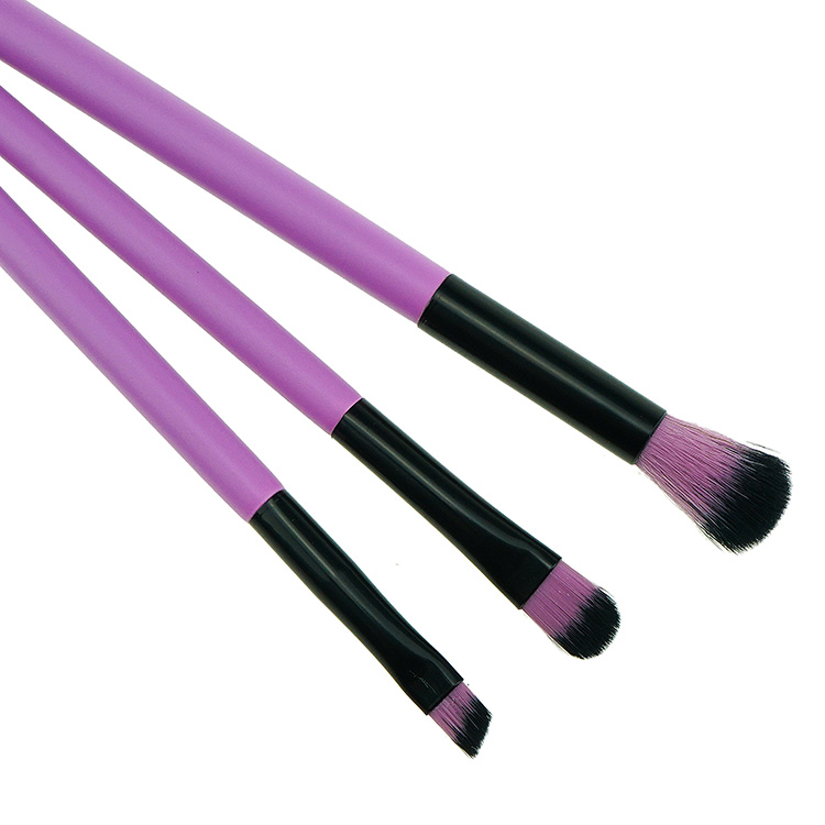Make Up Brushes Cosmetics Foundation Face Beauty Makeup Brush With Royal Purple handle and case