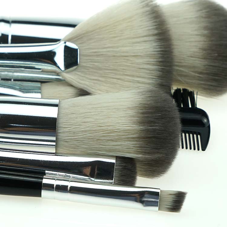 Factory Wholesale Cheap Synthetic Makeup Kabuki Brush kit
