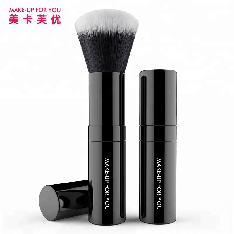 New Idea Twist Retractable Kabuki Contouring Blush Brush