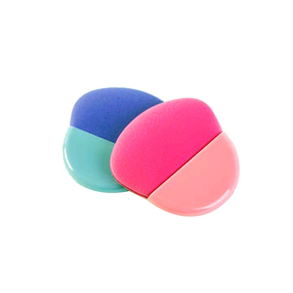 supressed flat makeup sponge with plastic handle
