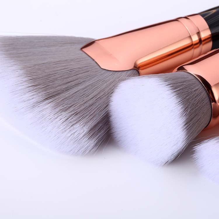 High Quality 16 Pieces Foundation Eyebrow Eyeshadow Lip Custom Makeup Brush Set