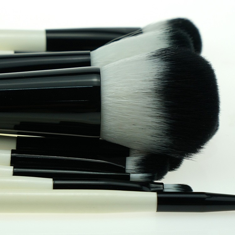 2019 trending private label white makeup brush cosmetic brushes set with cylinder box