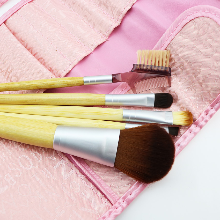 Custom 5pcs bamboo handle makeup brushes with pink pouch