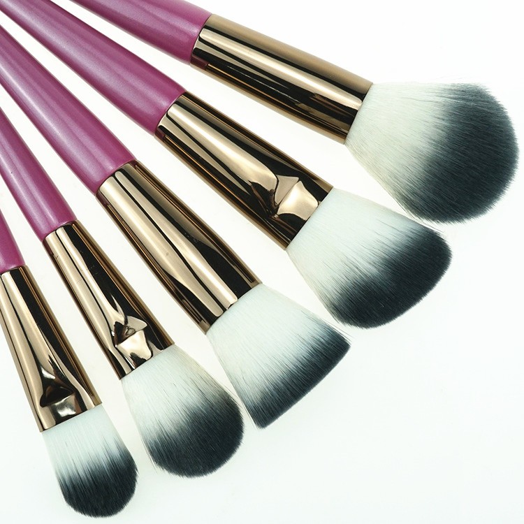 2019 best quality tapered handle OEM makeup brushes set