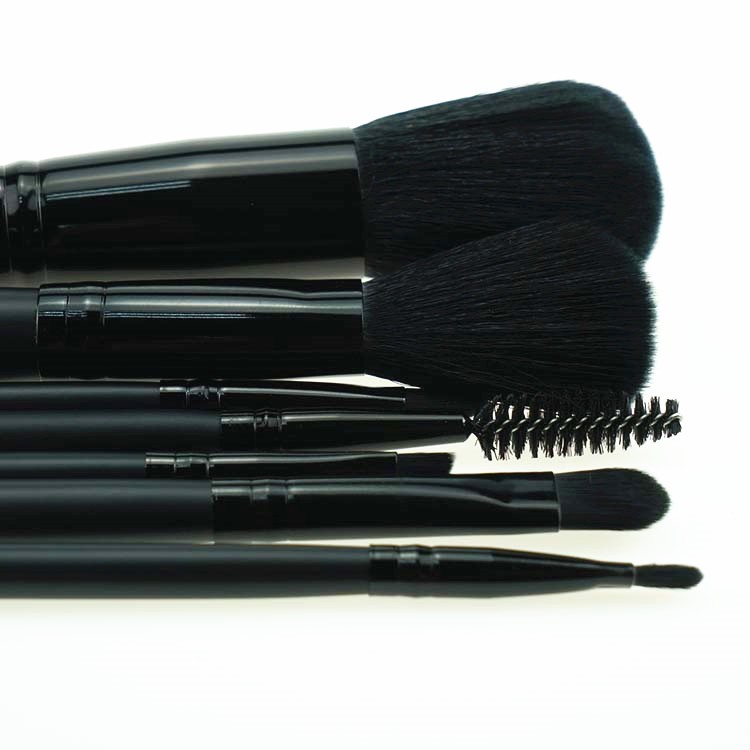 7 Piece Total Black Makeup For Resale Makeup Brush Set 2018 With Bag