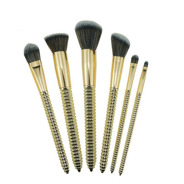 Beauty Plastic Handle Kabuki Gold Makeup Brush Set