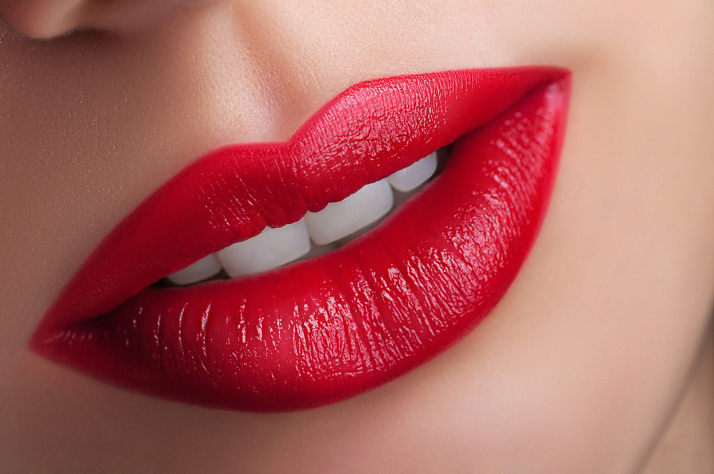 High Quality Laser Logo Metal Tube Lip Gloss Brushes Vegan Retractable Lip Brush