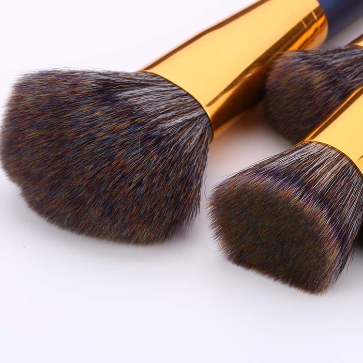 Wholesale synthetic hair wood handle 12pcs day makeup brushes with cosmetic bag