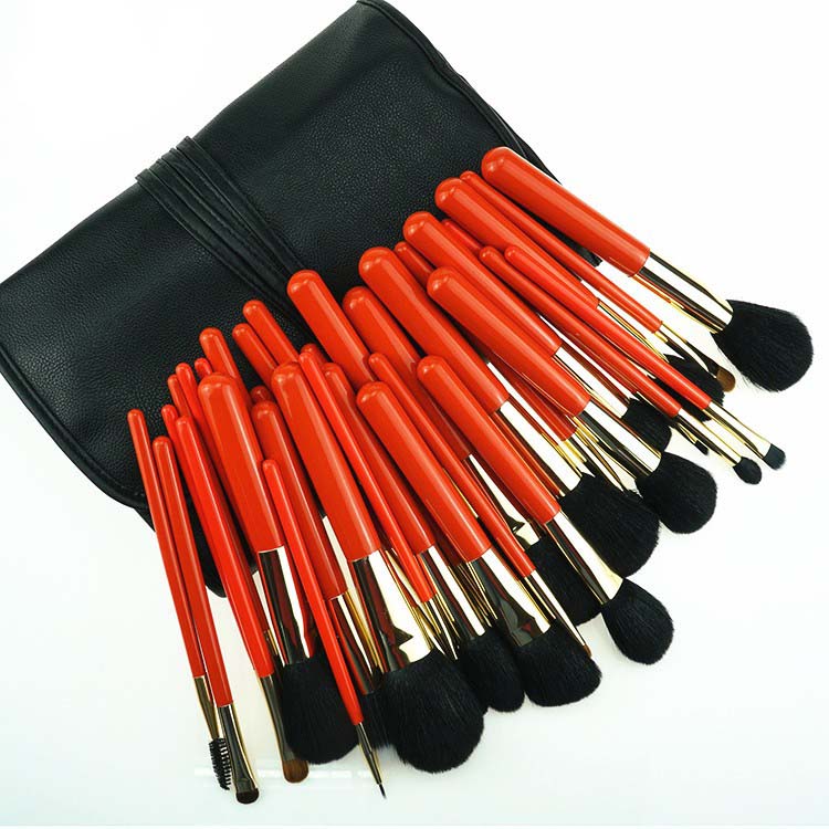 Shenzhen Factory Price Custom High Quality 32Pieces Orange Professional Makeup Brush Belt Set