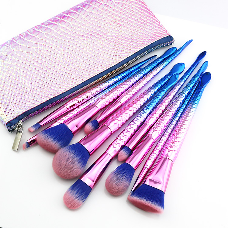 Low MOQ 2018 New Mermaid Cosmetic Brush for Makeup