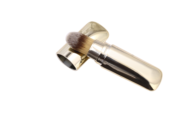 Mini Portable Foundation Cosmetic Brush Flat Plastic Liquid Foundation Brush With Protect Cap
